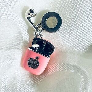 🎧 NWOT Pink AirPods Wireless Charm ✨